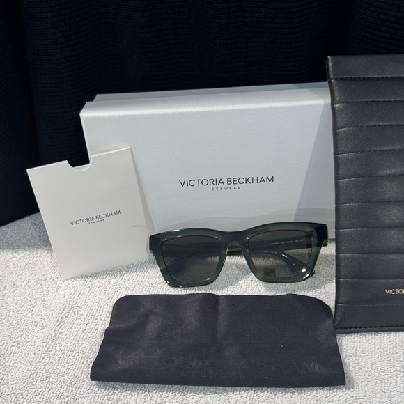 Victoria Beckham Dark Green Sunglasses - Picture 2 of 6